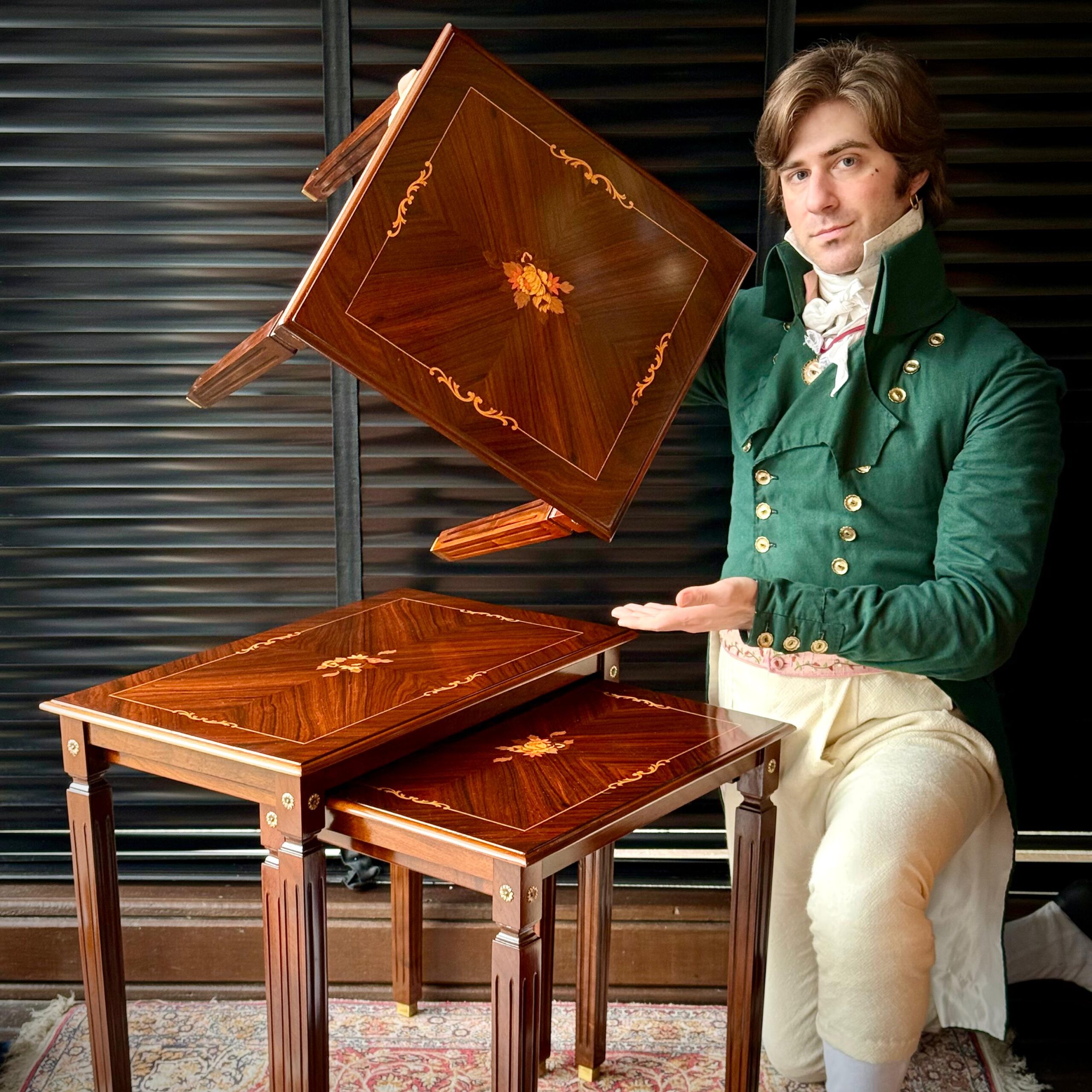 TRIO DE MESAS AUXILIARES