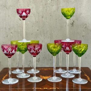 CONJUNTOS DE TAÇAS executadas em CRISTAL