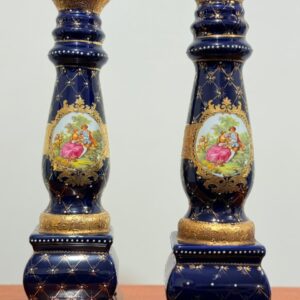 PAR DE CASTIÇAIS em PORCELANA FRANCESA