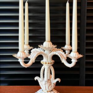 CANDELABRO EM PORCELANA