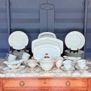 CONJUNTO DE JANTAR EM PORCELANA ALEMÃ.